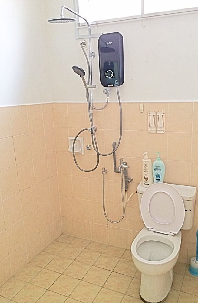 Vinz Homestay Malacca Екстер'єр фото